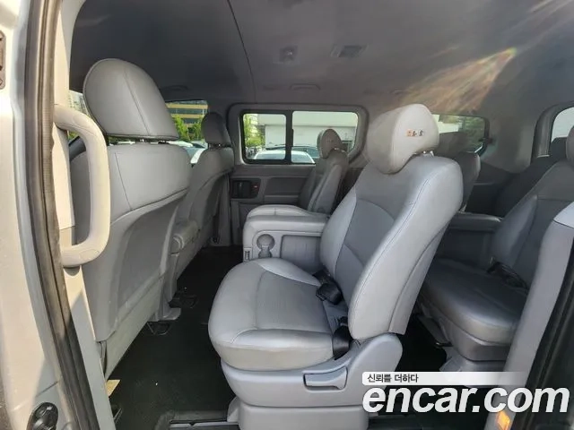 Hyundai The New Grand Starex 2020 Серебристо-серый из Кореи, фото 2