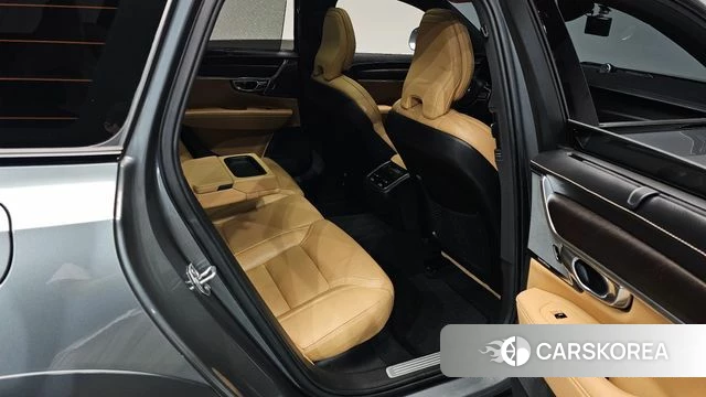 Volvo V90 Cross-Country 2019 Серебристо-серый из Кореи, фото 2