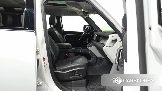 Land Rover Defender (L663) 2020 Белый из Кореи, фото 2