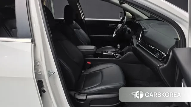 Kia Sportage 5th Generation 2022 Белый из Кореи, фото 2