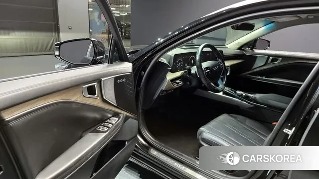 Kia K8 Hybrid 2023 Черный из Кореи, фото 2