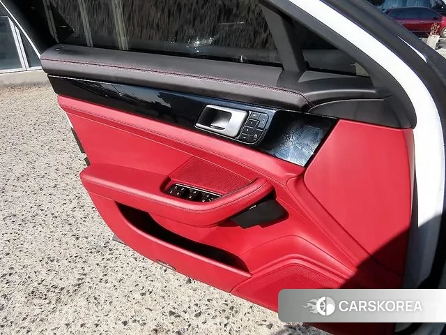 Porsche Panamera (971) 2020 Белый из Кореи, фото 2