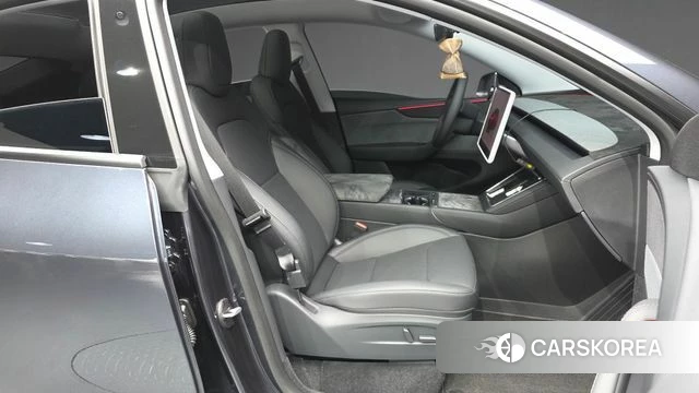 Tesla Model Y 2025 Серый из Кореи, фото 2