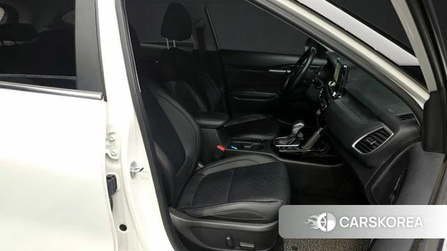 Kia Seltos 2019 Белый из Кореи, фото 2