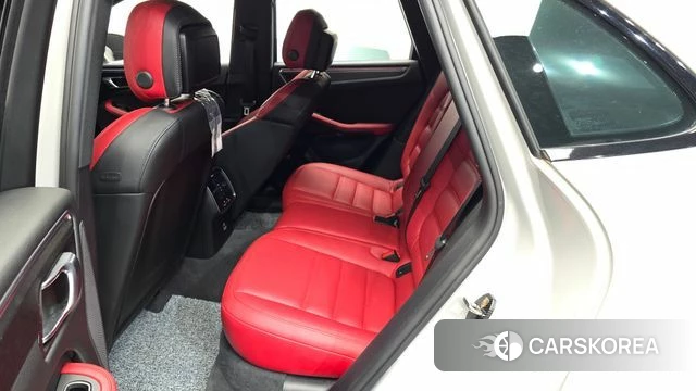 Porsche Macan 2020 Серебристо-серый из Кореи, фото 2
