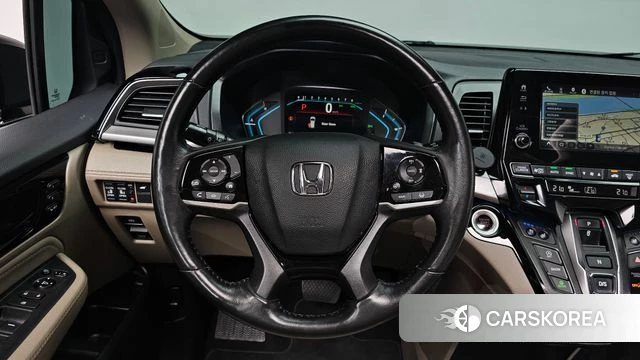 Honda Odyssey 2018 Красный из Кореи, фото 2