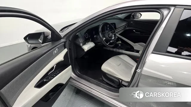 Hyundai Avante Hybrid (CN7) 2022 Серый из Кореи, фото 2