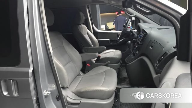 Hyundai The New Grand Starex 2020 Серый из Кореи, фото 2