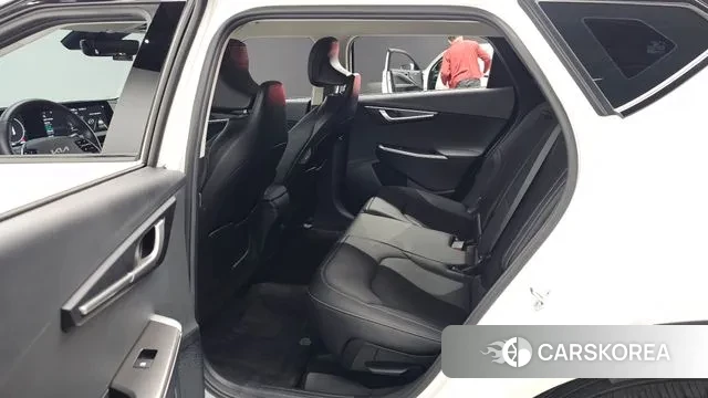 Kia EV6 2022 Белый из Кореи, фото 2