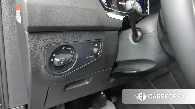 Volkswagen Tiguan second Generation 2023 Синий из Кореи, фото 2