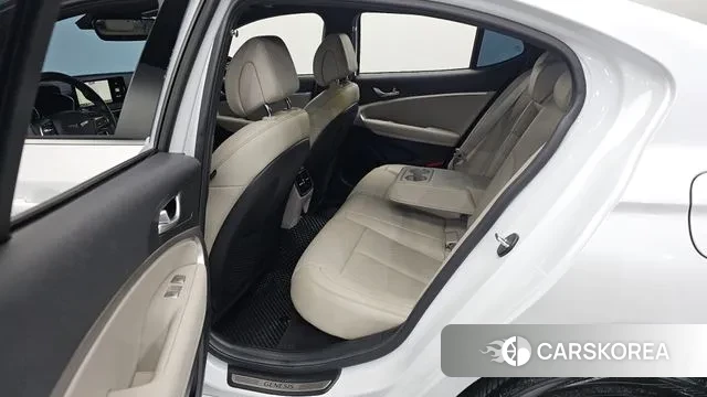 Genesis The New G70 2022 Белый из Кореи, фото 2