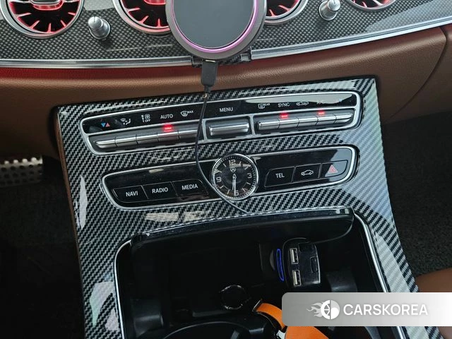 Mercedes-Benz E-Class W213 2018 Белый из Кореи, фото 2