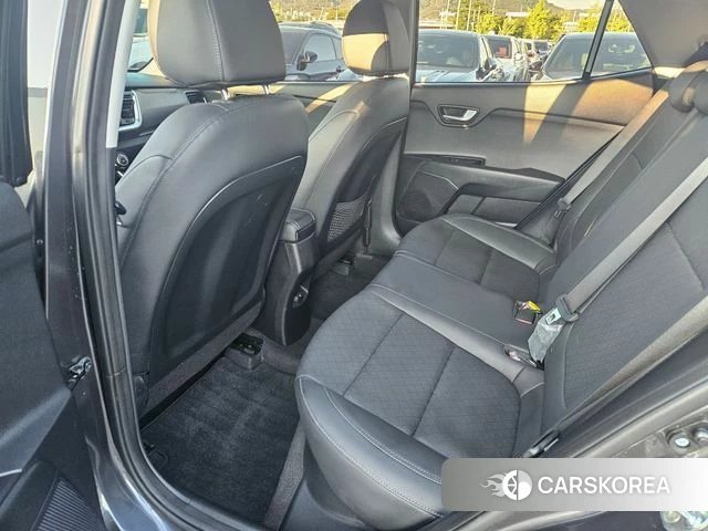 Kia Stonic 2019 Серый из Кореи, фото 2