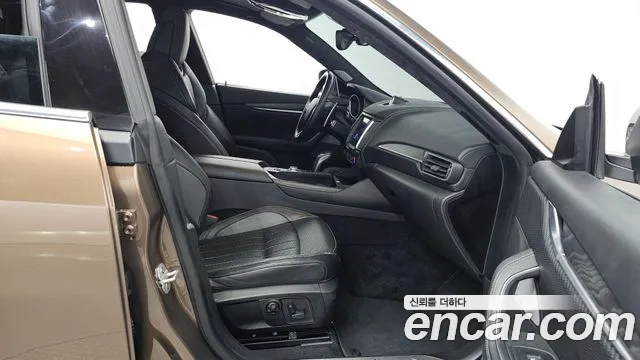 Maserati Levante id 2688071 из Кореи 2