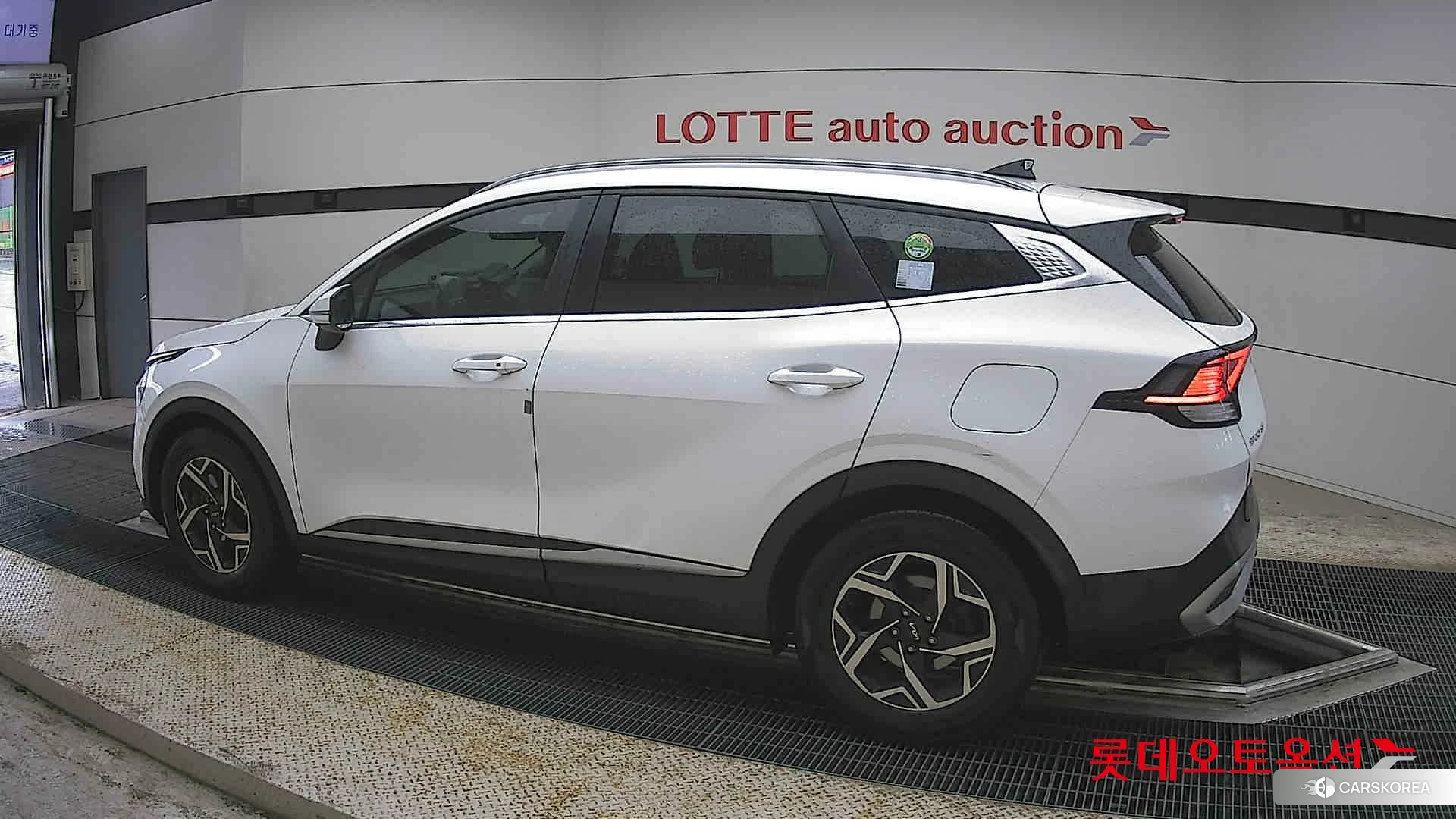 Kia Sportage 2022 Белый из Кореи, фото 2