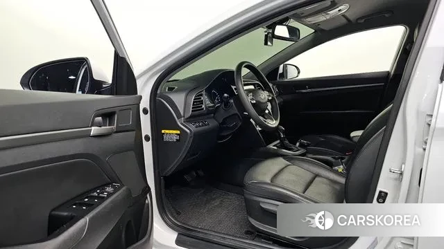 Hyundai The New Avante AD 2018 Белый из Кореи, фото 2