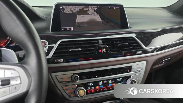 BMW 7 Series (G11) 2020 Черный из Кореи, фото 2