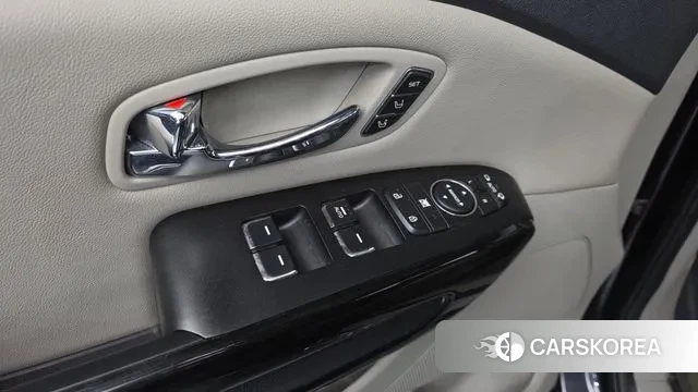 Kia The New Carnival 2019 Серый из Кореи, фото 2