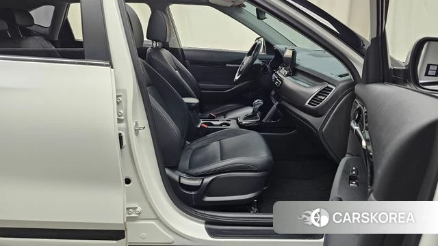 Kia Seltos 2021 Белый из Кореи, фото 2