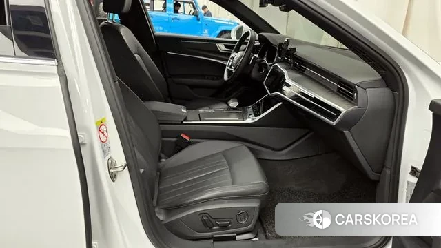 Audi A6 (C8) 2023 Белый из Кореи, фото 2