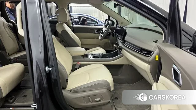 Kia The New Carnival 4th Generation 2025 Серый из Кореи, фото 2