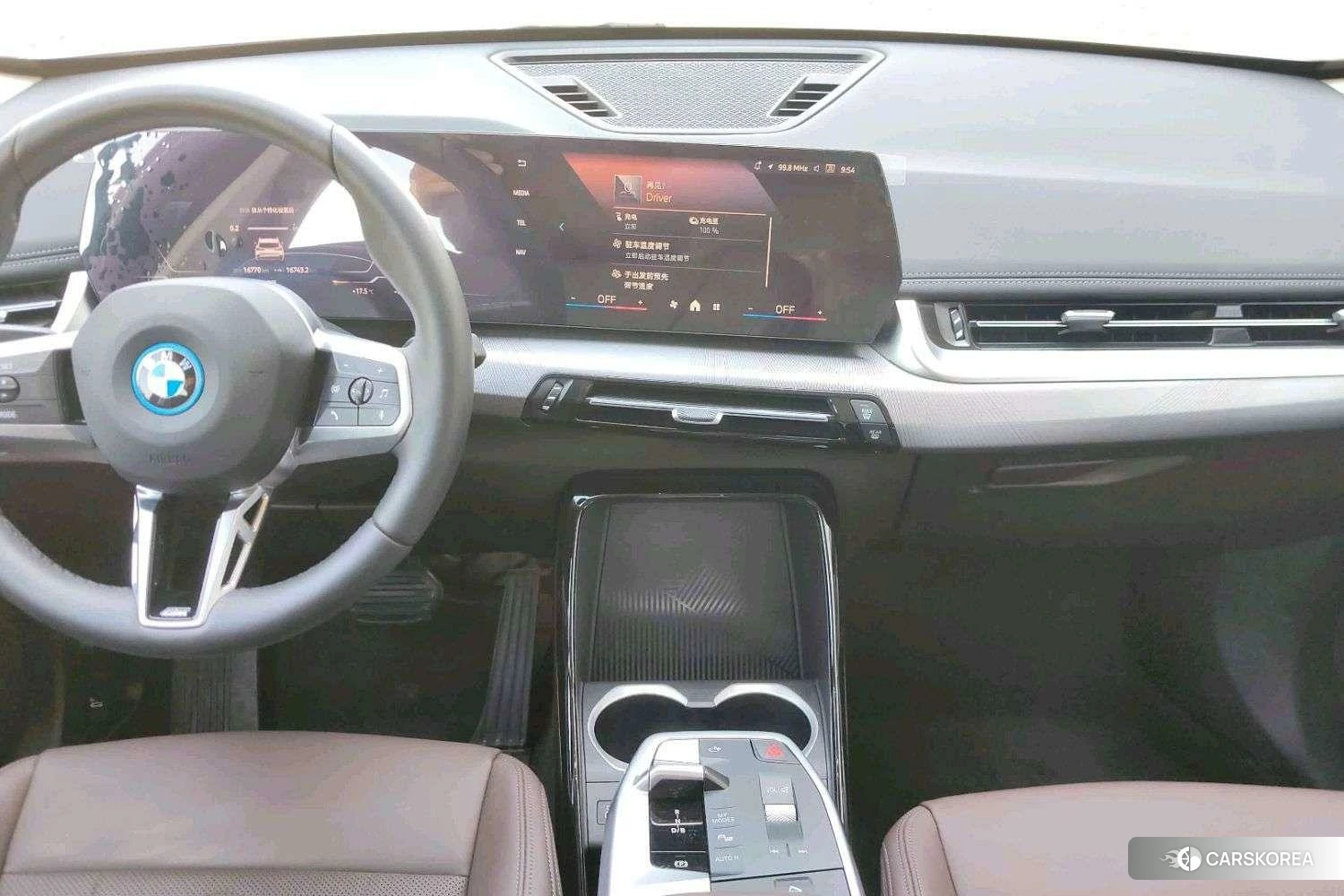 BMW iX1 2025 Белый из Китая, фото 2