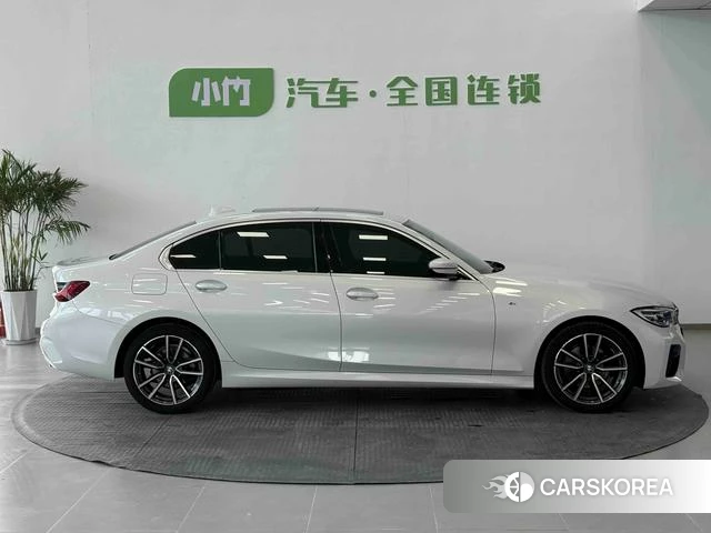 BMW 3 series 2022 Белый из Китая, фото 2