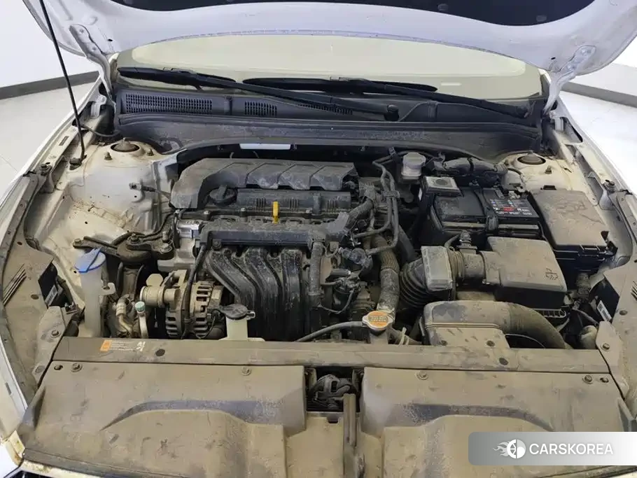 Kia K3 2021 Белый из Китая, фото 2