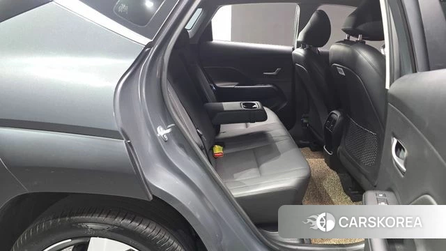 Hyundai Kona (SX2) 2023 Серый из Кореи, фото 2