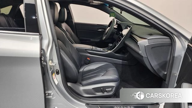 Toyota Avalon 5th Generation 2019 Серебряный из Кореи, фото 2