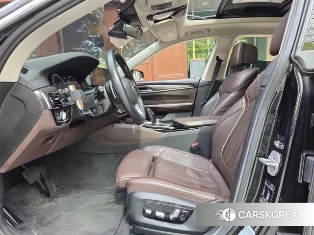 BMW 6 Series GT (G32) 2019 Черный из Кореи, фото 2