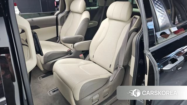 Kia Carnival 4th generation 2022 Белый из Кореи, фото 2