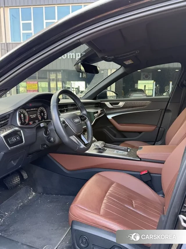 Audi A6 (C8) 2021 Черный из Кореи, фото 2