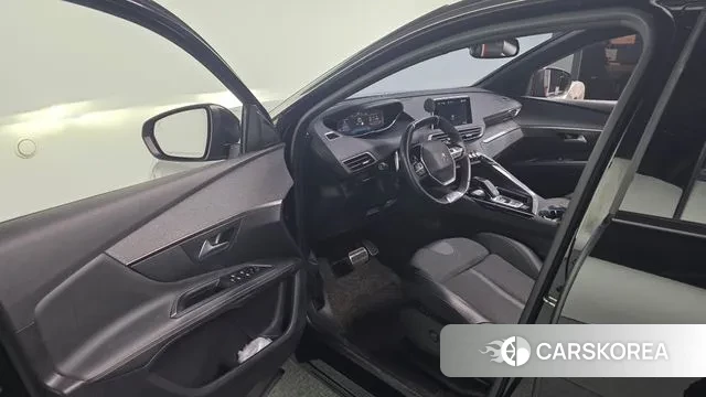 Peugeot 3008 second generation 2020 Черный из Кореи, фото 2