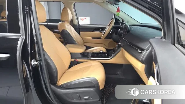 Kia Carnival 4th generation 2021 Черный из Кореи, фото 2