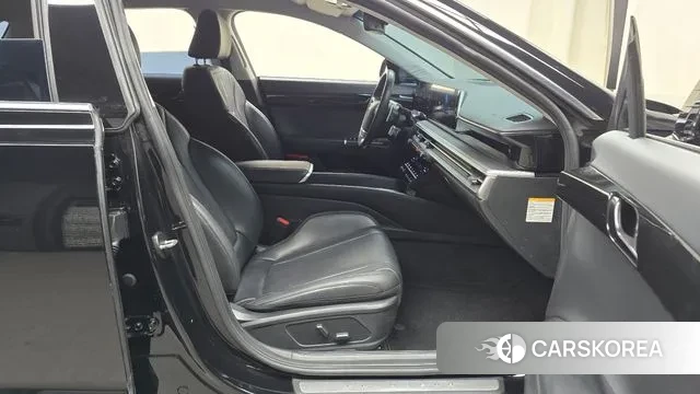 Hyundai Grandeur Hybrid (GN7) 2023 Черный из Кореи, фото 2