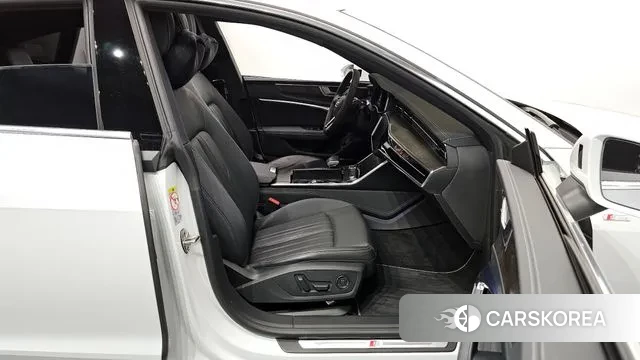 Audi A7 (4K) 2021 Белый из Кореи, фото 2