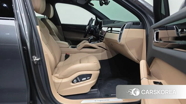 Porsche Cayenne (PO536) 2021 Серый из Кореи, фото 2