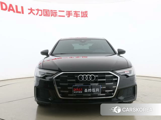 Audi A6L 2022 Черный из Китая, фото 2