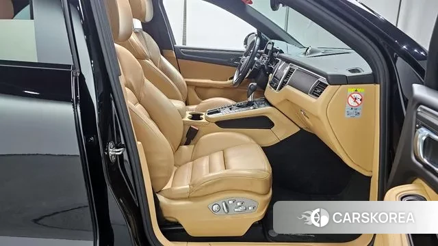 Porsche Macan 2018 Черный из Кореи, фото 2