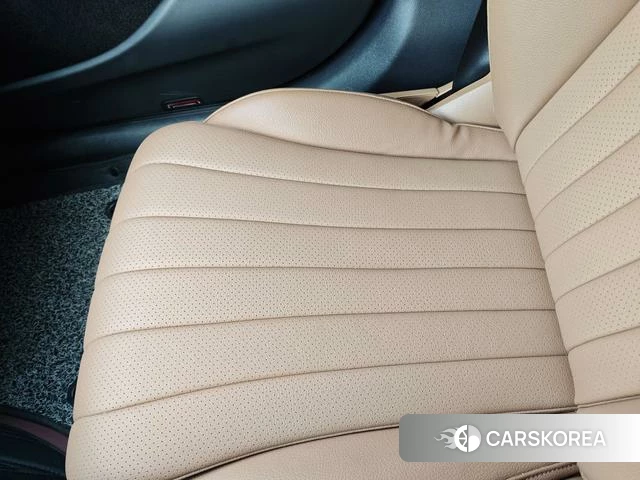 Mercedes-Benz E-class 2024 Черный из Китая, фото 2