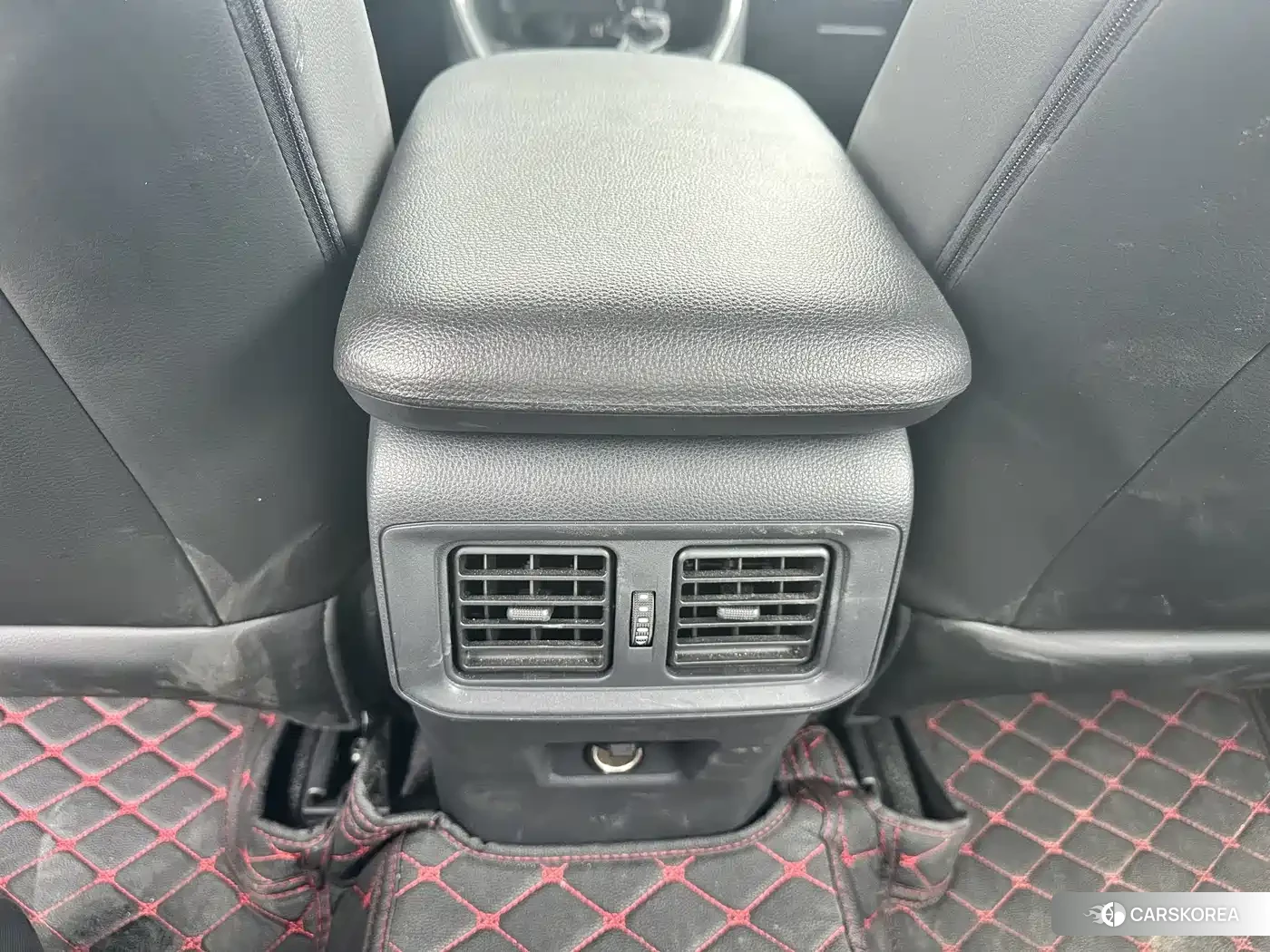 Toyota RAV4 2024 Silver/gray из Китая, фото 3