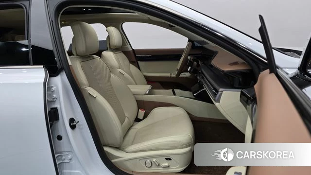 Hyundai Grandeur (GN7) 2023 Белый из Кореи, фото 2
