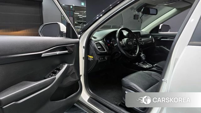 Kia Seltos 2020 Белый из Кореи, фото 2