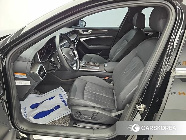 Audi A6 (C8) 2021 Черный из Кореи, фото 2