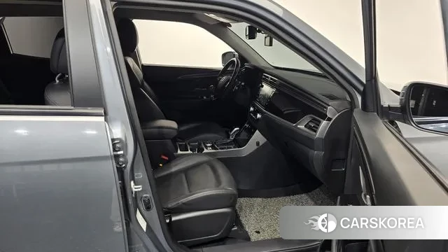 Ssangyong Beautiful Korando 2020 Серый из Кореи, фото 2