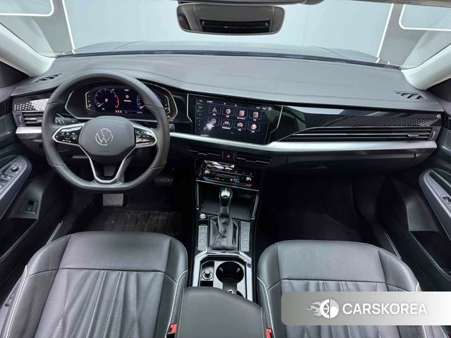 Volkswagen Passat 2022 Черный из Китая, фото 2