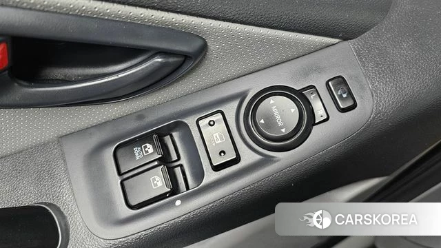 Hyundai The New Grand Starex 2018 Черный из Кореи, фото 2
