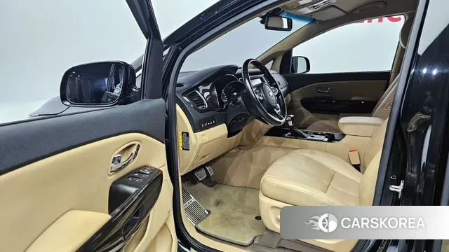 Kia The New Carnival 2018 Черный из Кореи, фото 2