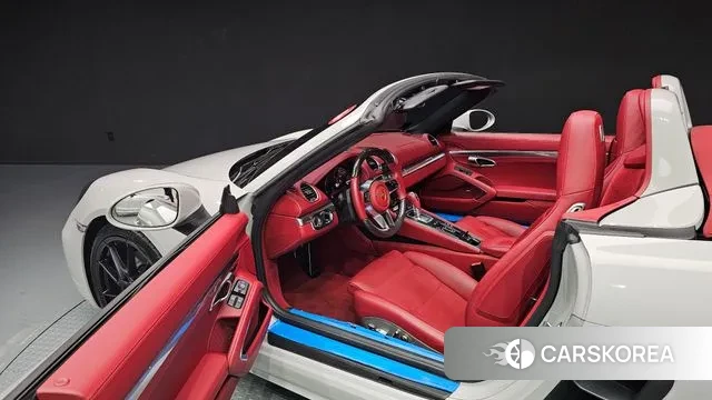 Porsche 718 Boxster 2022 Серебристо-серый из Кореи, фото 2